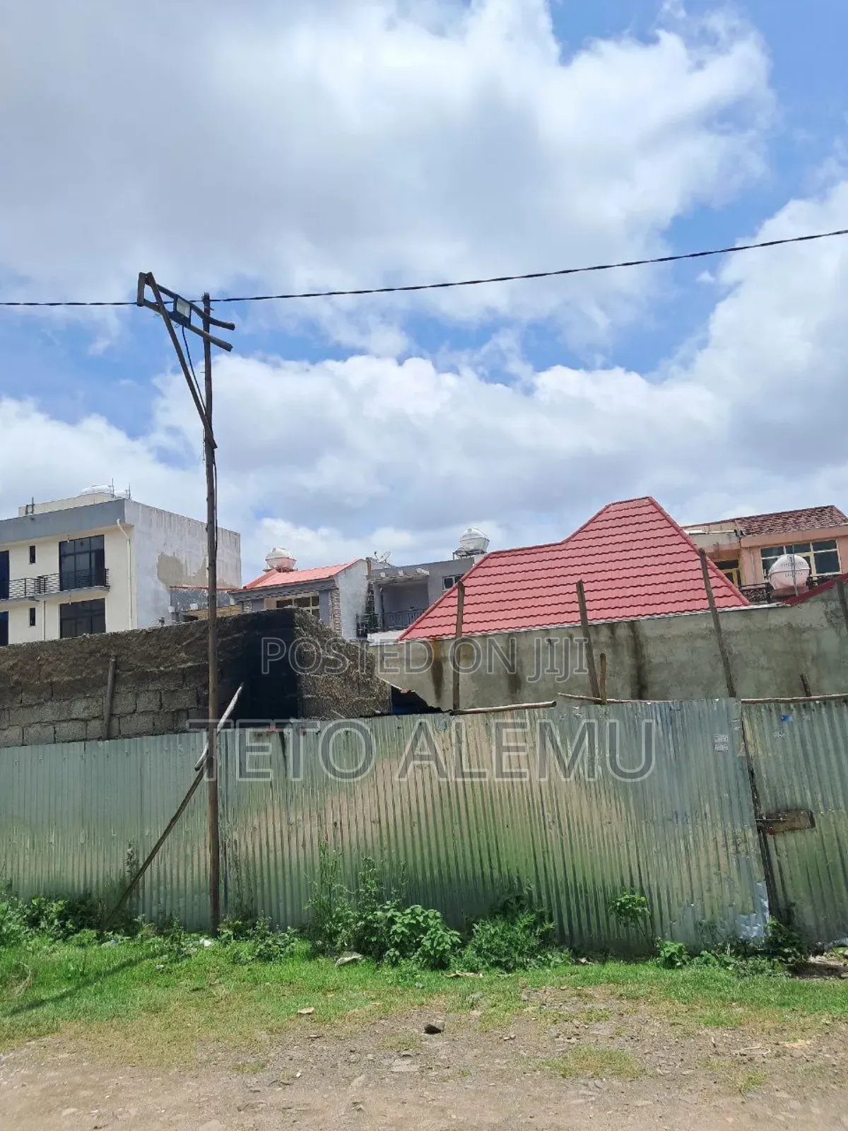 የሚሸጥ ቦታ አያት አካባቢ 175 ካሬ