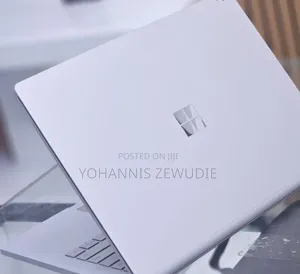 New Laptop Microsoft Surface Book 3 16GB Intel Core I7 SSD 256GB