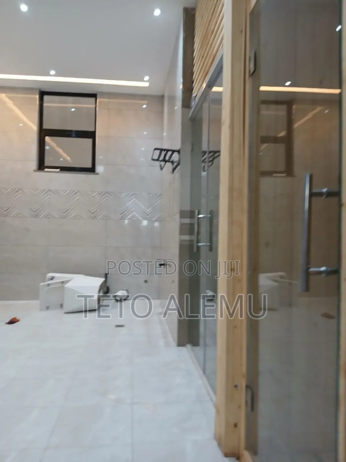 6bdrm House in የሚሸጥ ቅንጡ ቤት ሰሚት 250, Bole for sale