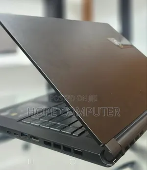 New Laptop MSI Stealth 16 AI Studio 16GB Intel Core I7 SSD 1T