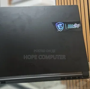 New Laptop MSI Stealth 16 AI Studio 16GB Intel Core I7 SSD 1T