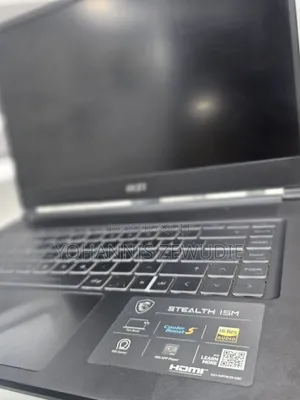 New Laptop MSI Stealth 16 AI Studio 16GB Intel Core I7 SSD 1T