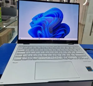 Photo - New Laptop Asus ZenBook Flip 14 UX461UA 16GB Intel Core I7 SSD 512GB