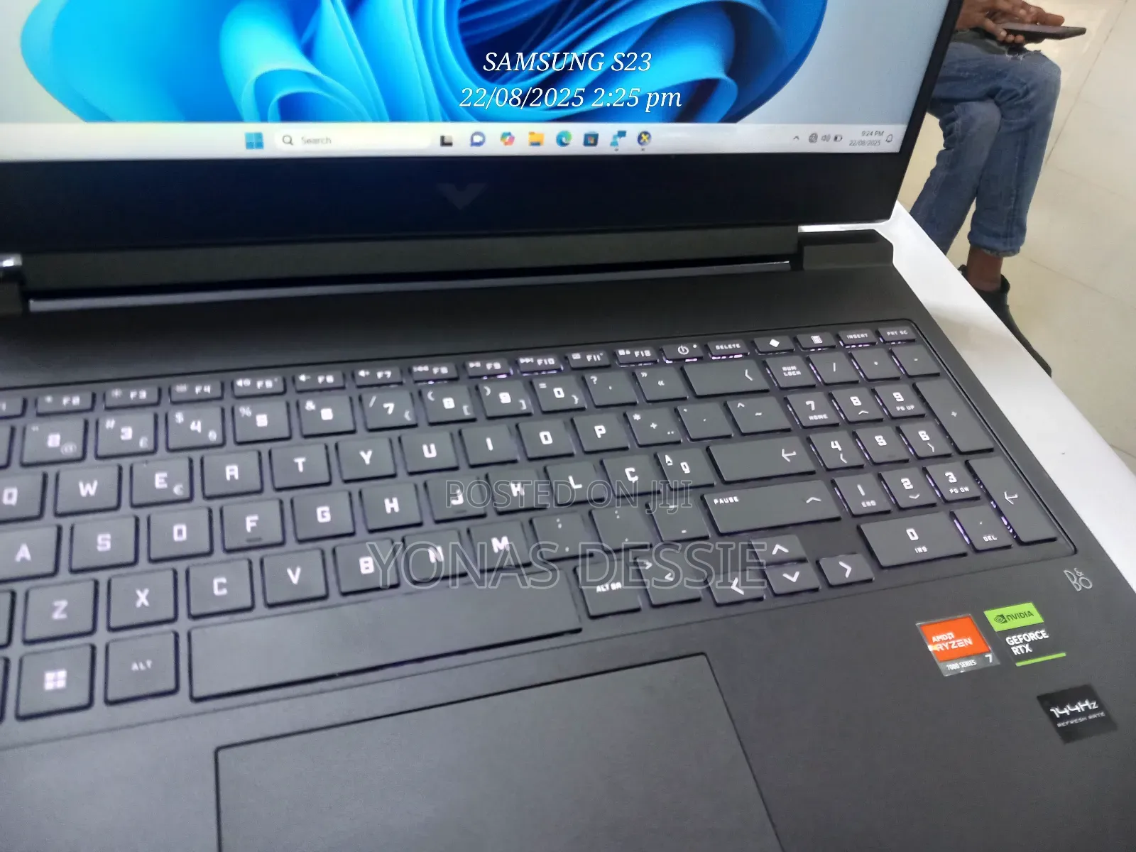 New Laptop HP Victus 15 16GB AMD Ryzen 7 SSD 512GB