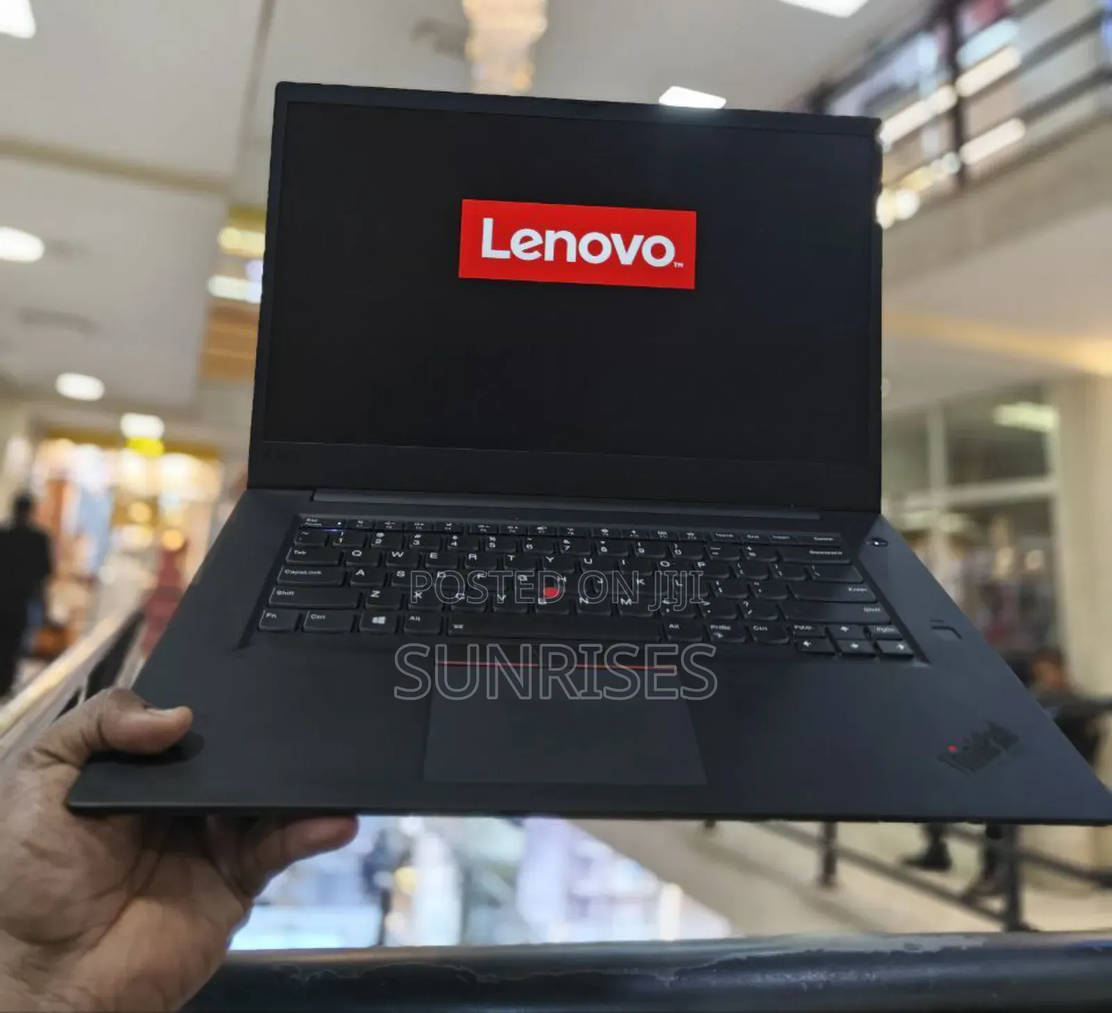 New Laptop Lenovo Thinkpad P14s 4GB Intel Core I7 SSD 512GB