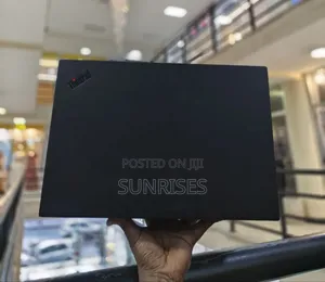 New Laptop Lenovo Thinkpad P14s 4GB Intel Core I7 SSD 512GB