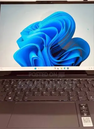 New Laptop Lenovo ThinkPad Yoga 16GB Intel Core I5 SSD 512GB