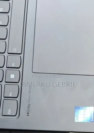 New Laptop Lenovo Yoga 7i 16GB Intel Core I7 SSD 1T