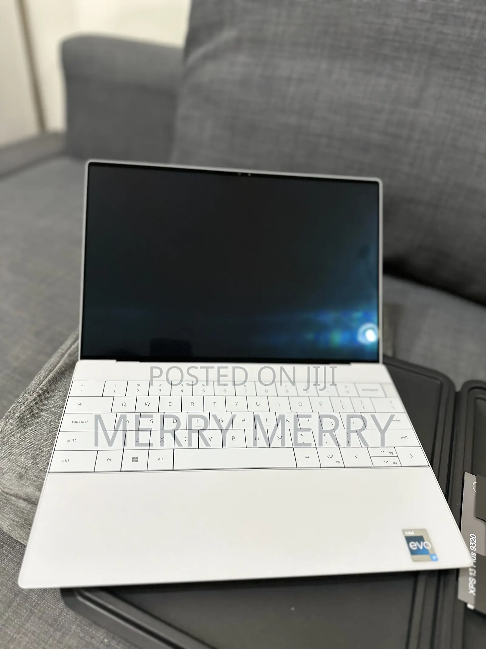 New Laptop Dell XPS 13 9320 16GB Intel Core I7 SSD 512GB