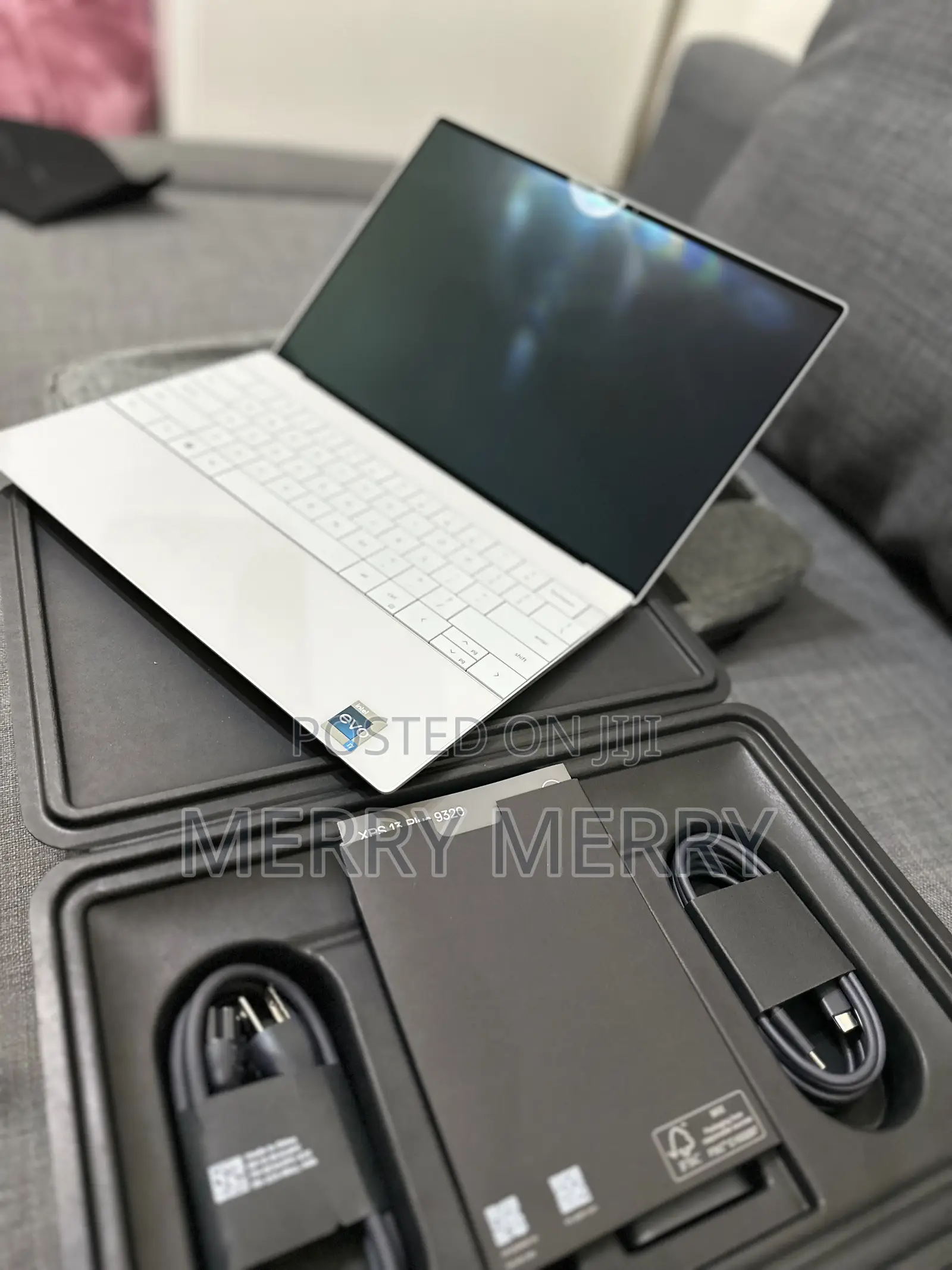 New Laptop Dell XPS 13 9320 16GB Intel Core I7 SSD 512GB