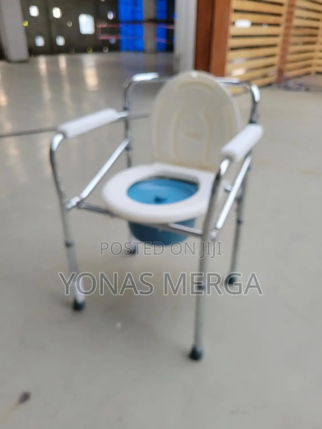 Toilet+Commode Chair硫፺solution for Toileting and Personal Care