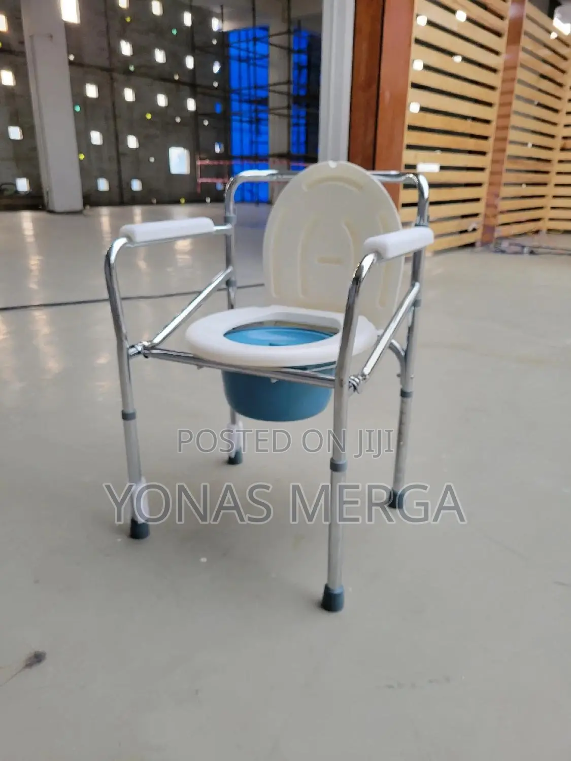Toilet+Commode Chair硫፺solution for Toileting and Personal Care
