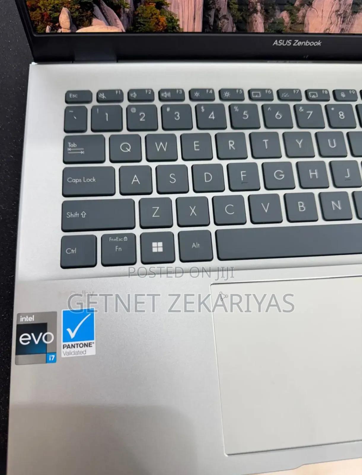 New Laptop Asus Zenbook 14 UX434 16GB Intel Core I7 SSD 512GB