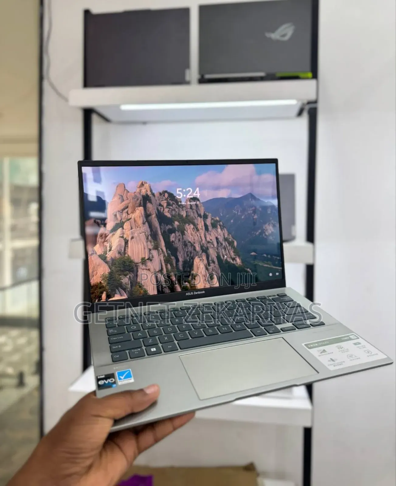 New Laptop Asus Zenbook 14 UX434 16GB Intel Core I7 SSD 512GB