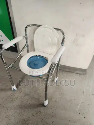 Photo - Commode Chair无大toilet Chair資格poty Chair壓力commode Chair鵝黃poty Chair New
