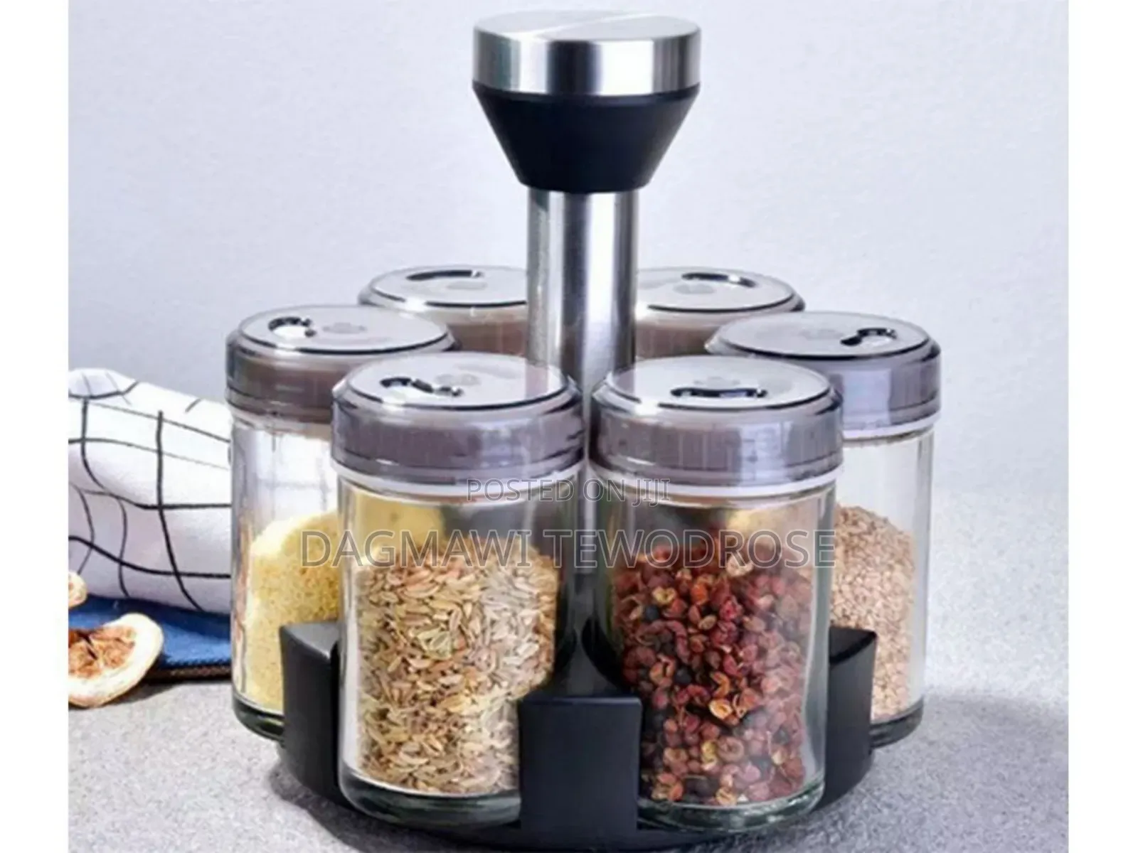  Rotating Spice Rack