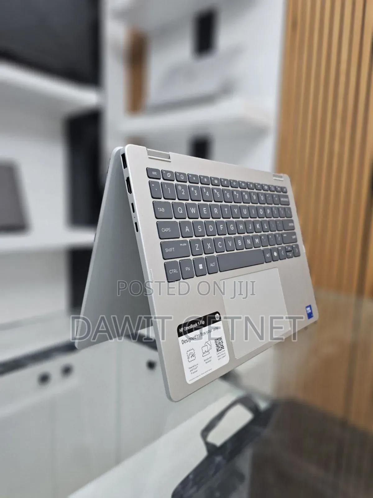 New Laptop HP OmniBook 5 14" 16GB Intel Core I7 SSD 512GB