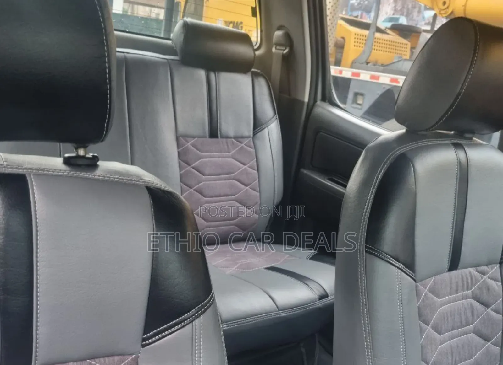 Toyota Hilux 2014 Teal