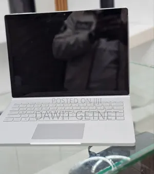 Photo - New Laptop Microsoft Surface Pro 7 16GB Intel Core I7 SSD 512GB