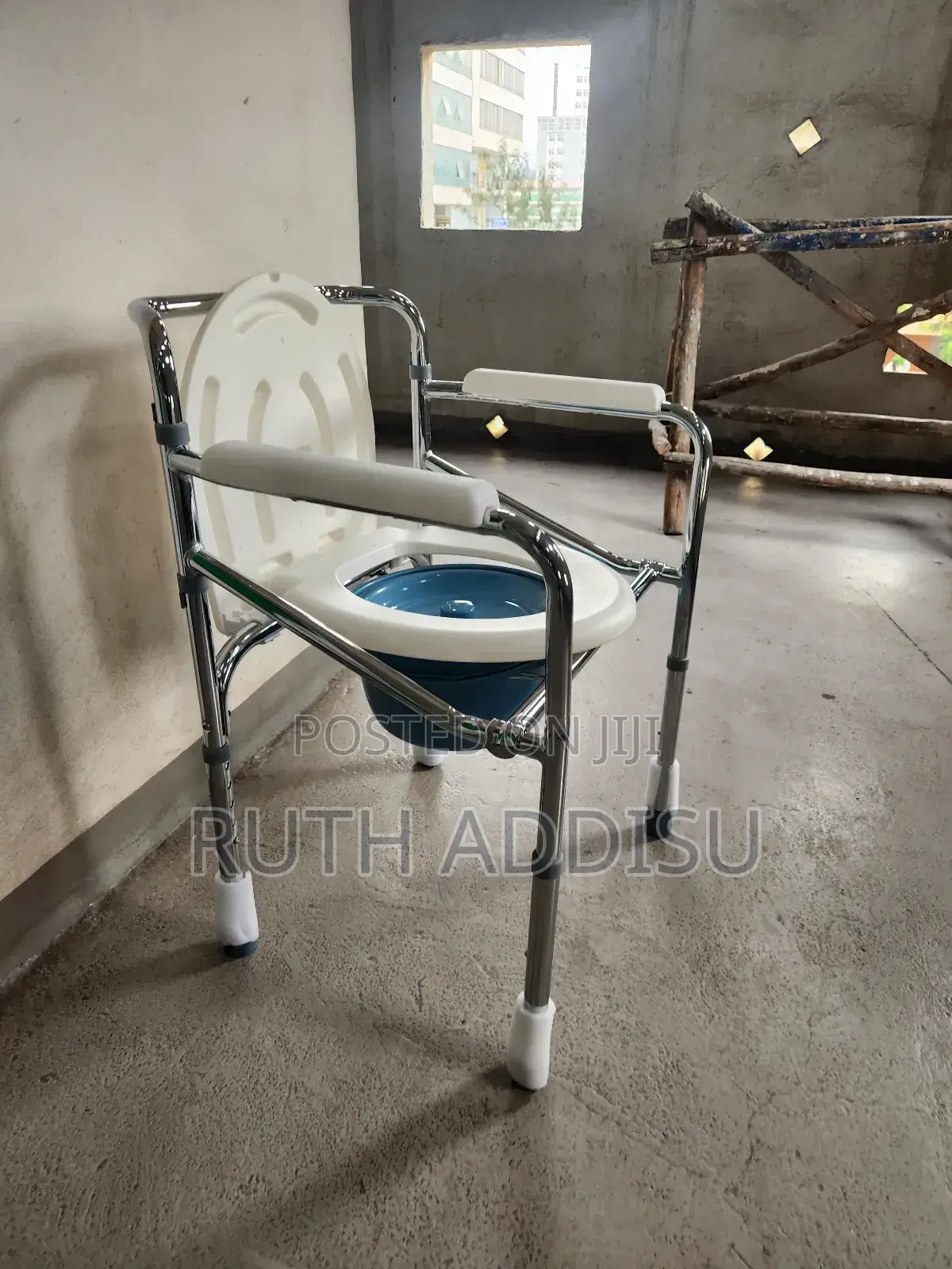 Adjustable Height Commode Chair重點toilet Chair腑不commode Chair胺我pan New