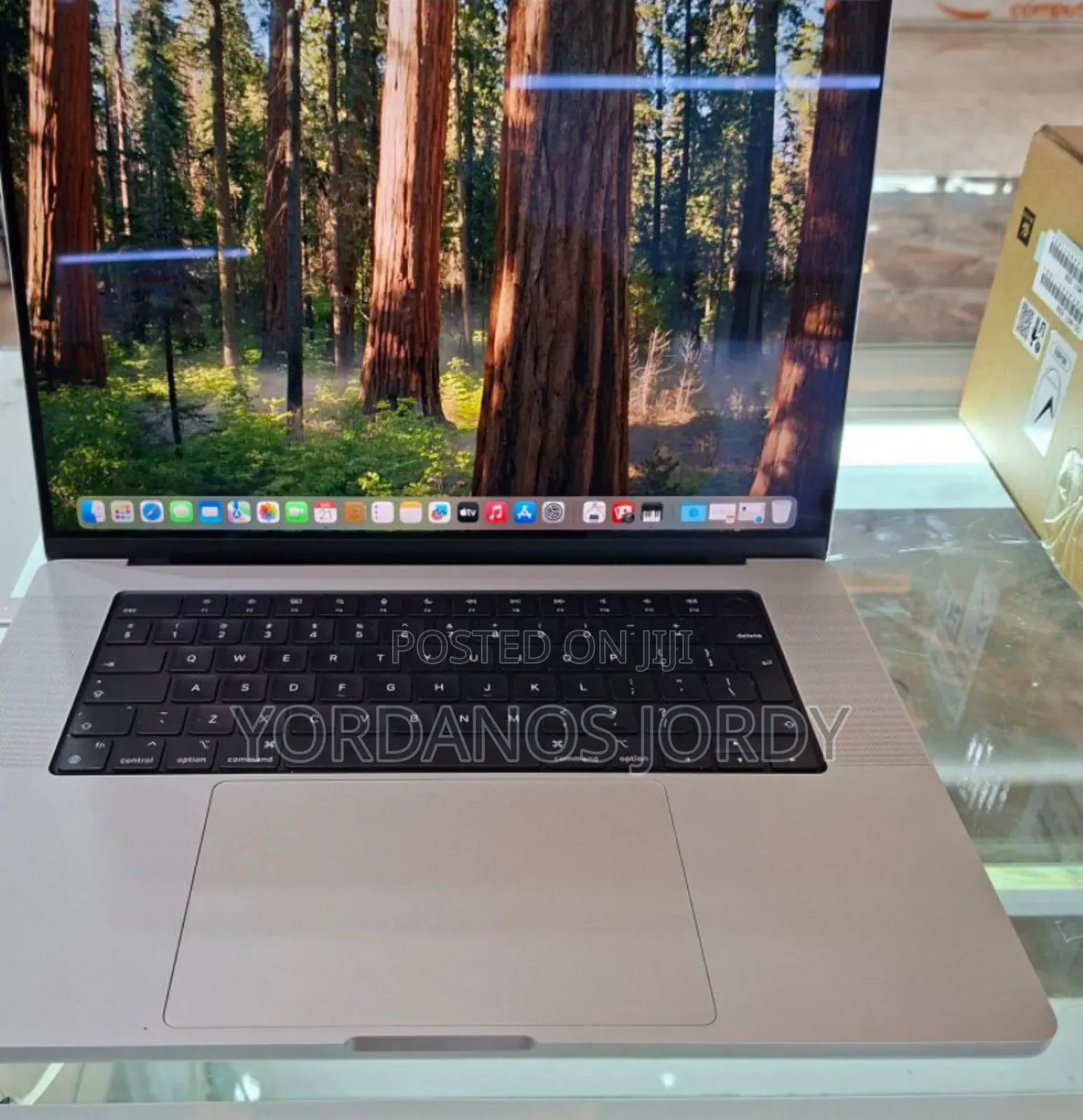 New Laptop Apple MacBook Pro 16GB Apple M1 Pro SSD 1T