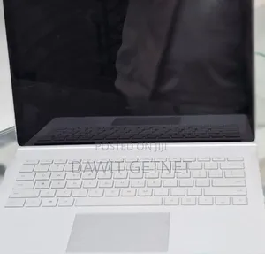 New Laptop Apple MacBook Pro 2019 4GB Intel Core i5 SSD 128GB