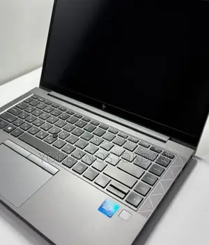 New Laptop HP ZBook Firefly 14 G7 16GB Intel Core i7 SSD 512GB