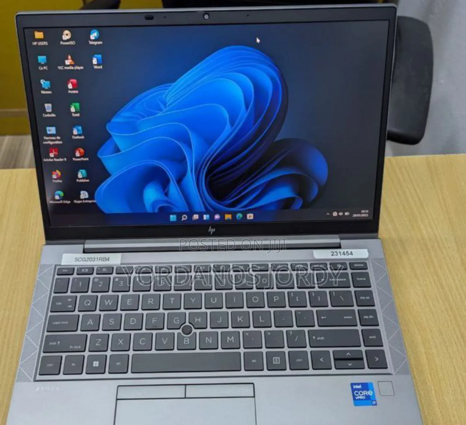 New Laptop HP ZBook Firefly 14 G7 16GB Intel Core i7 SSD 512GB