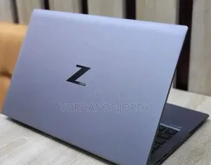 New Laptop HP ZBook Firefly 14 G7 16GB Intel Core i7 SSD 512GB