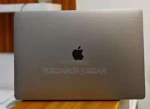 New Laptop Apple MacBook Pro 2019 32GB Intel Core I9 SSD 512GB