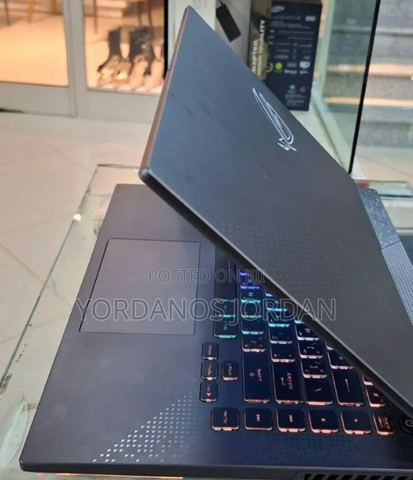 New Laptop Asus ROG Strix G15 16GB AMD Ryzen 7 SSD 1T