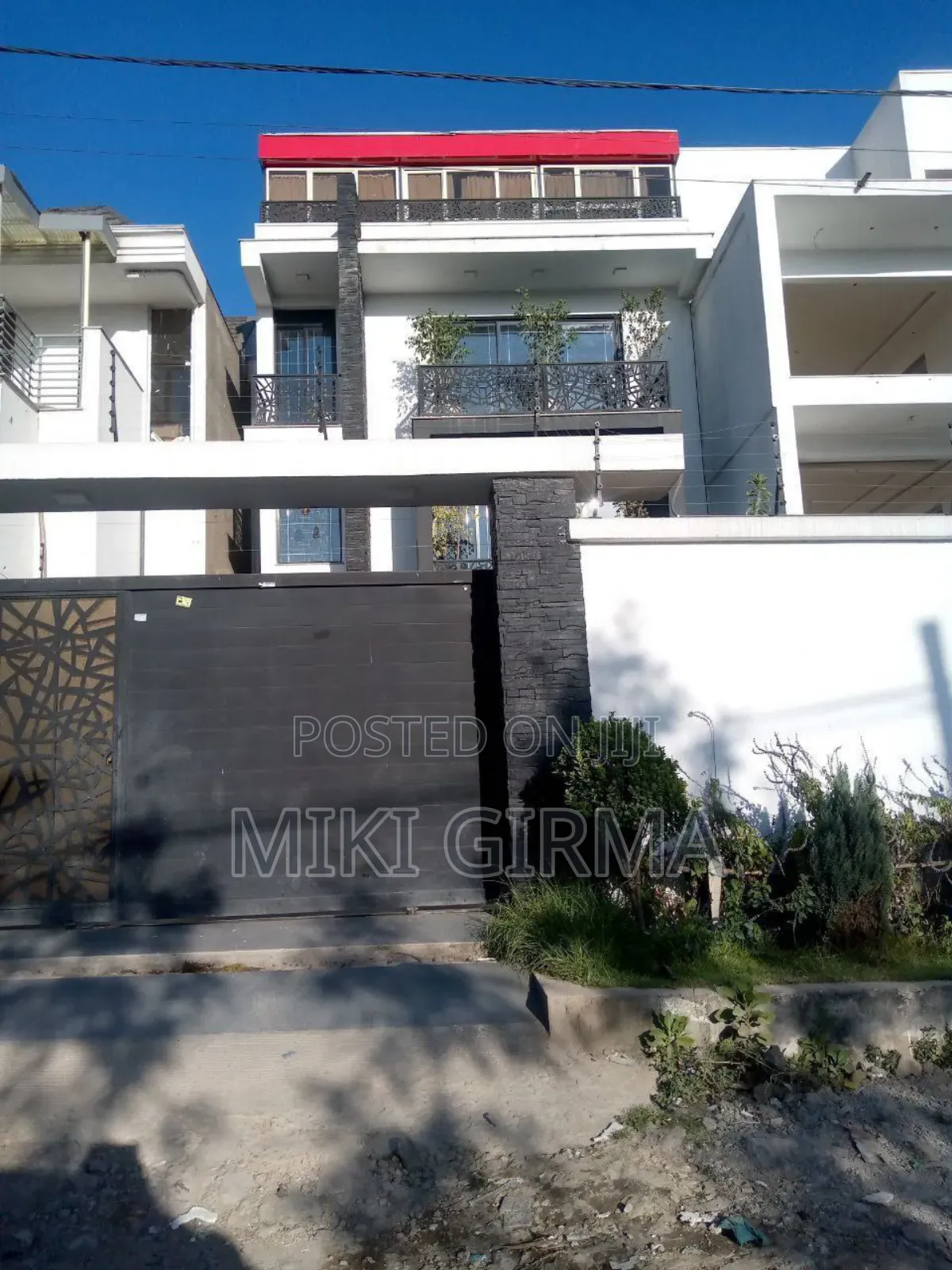 4bdrm Townhouse/Terrace in ፊጋ/Figa, Bole for sale