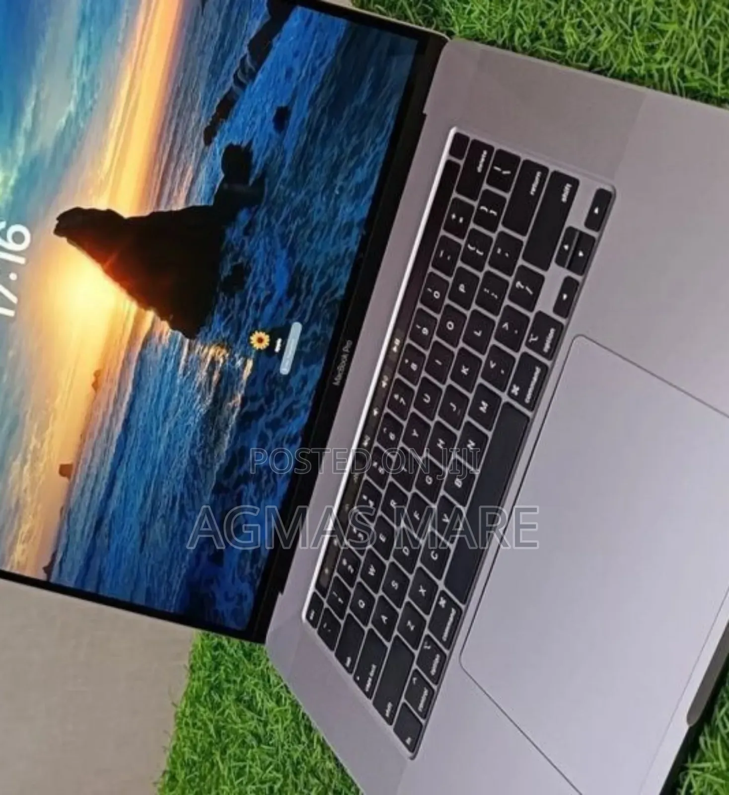 New Laptop Apple MacBook Pro 2019 32GB Intel Core I9 SSD 512GB