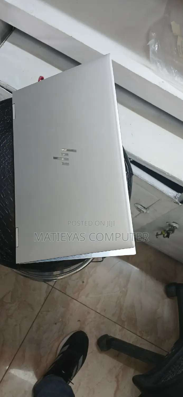 New Laptop HP EliteBook X360 1040 G7 16GB Intel Core I7 SSD 512GB