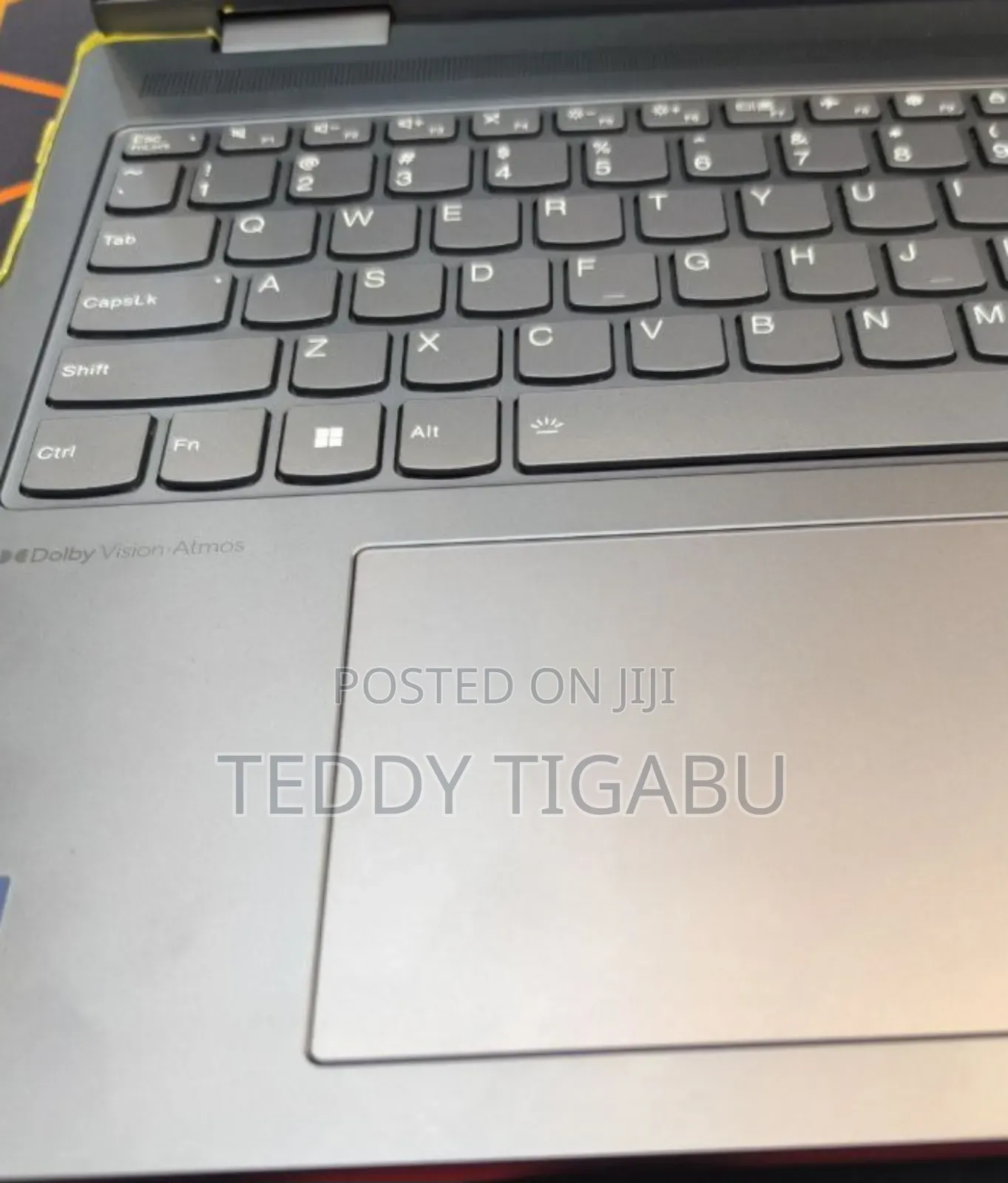 New Laptop Lenovo Yoga 7i 16GB Intel Core I7 SSD 1T