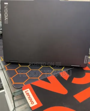 New Laptop Lenovo Yoga 7i 16GB Intel Core I7 SSD 1T