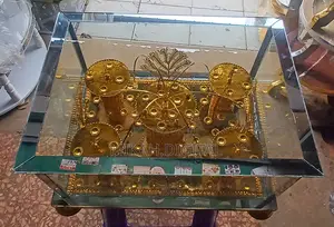 Golden Flower Decorated Glass Rekebot | ወርቃማ አበባ ቅርፅመ ስታወት ረከቦት