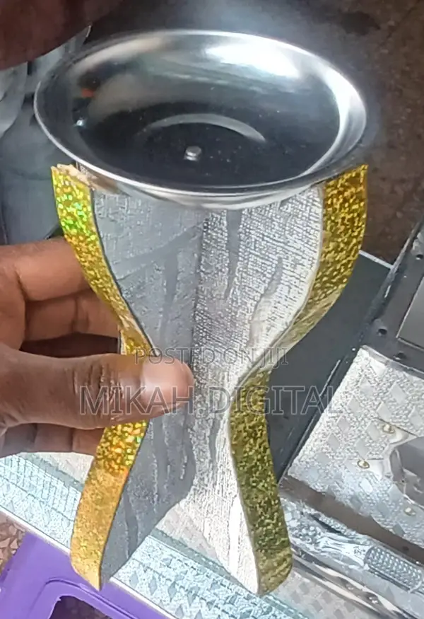 Silver Rectangular Glass Top Rekebot | ብርማ ባለመስታወቱ ረከቦት