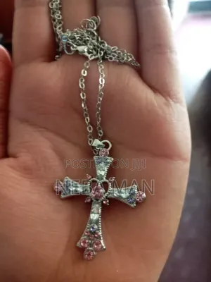 Photo - Y2k Neck Chain