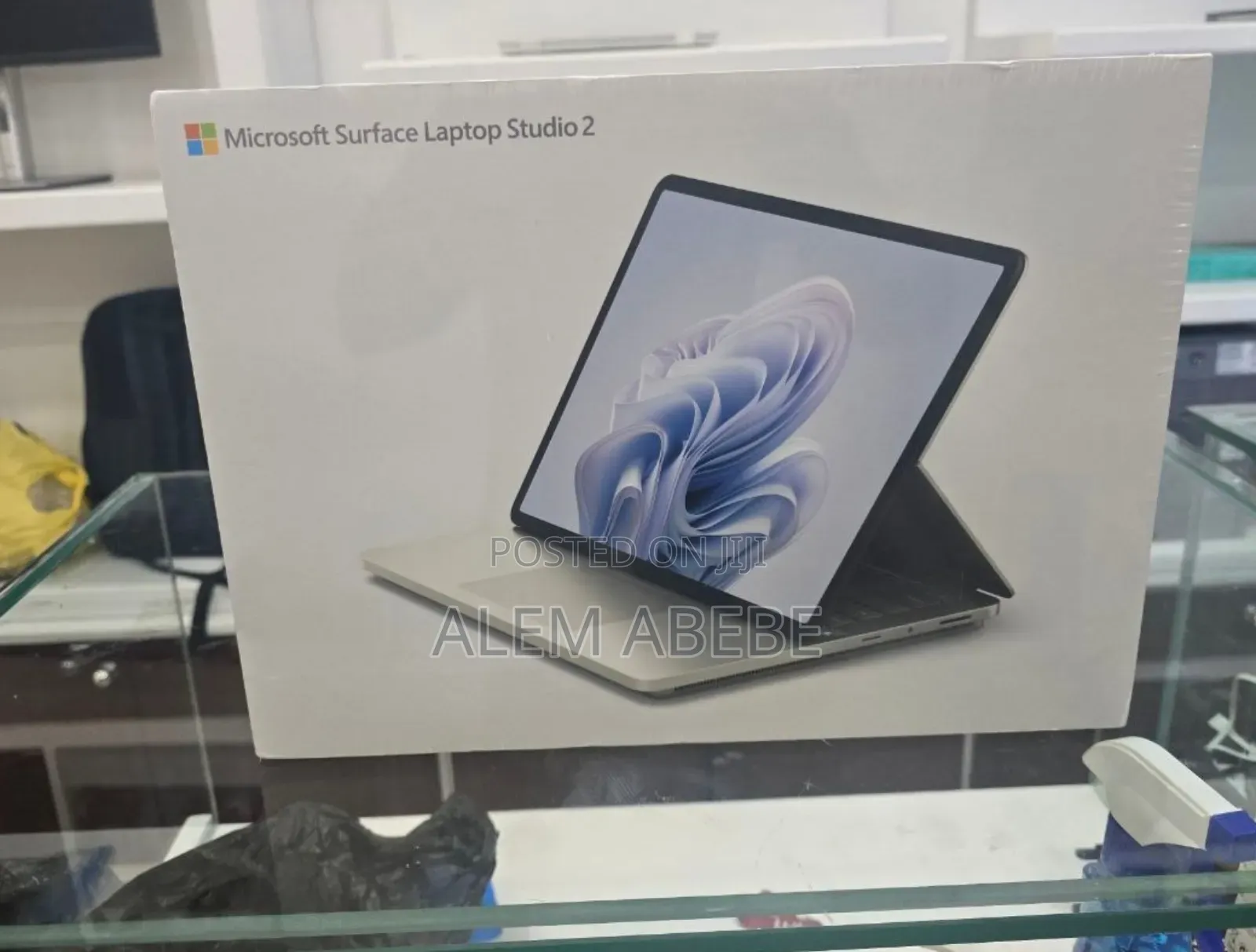 New Laptop Microsoft Surface Laptop Studio 2 16GB Nvidia SSD 512GB