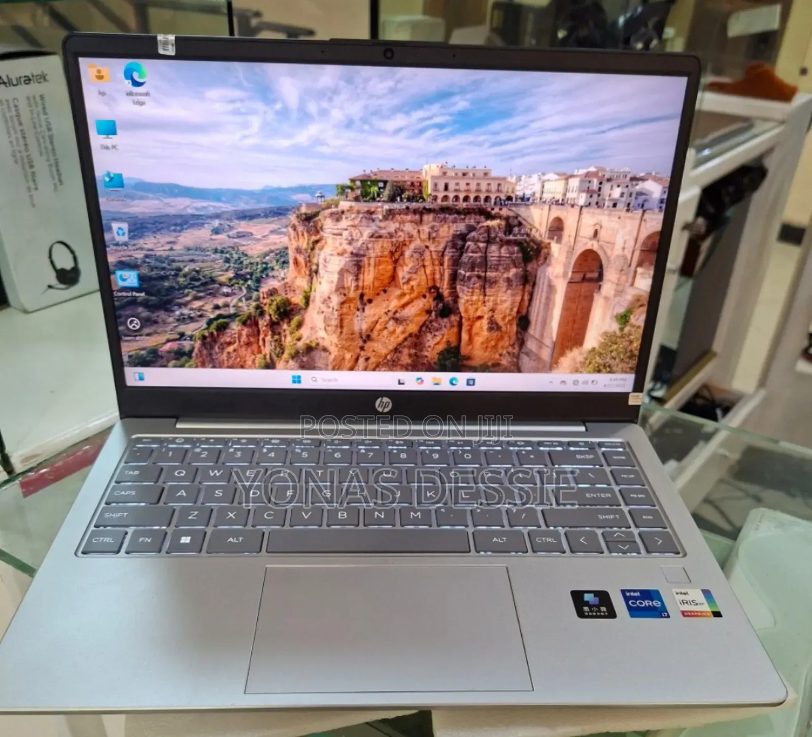 New Laptop HP Stream Notebook 16GB Intel Core I7 SSD 1T