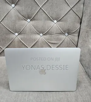 New Laptop Apple MacBook Air 2020 8GB Intel Core i5 SSD 512GB