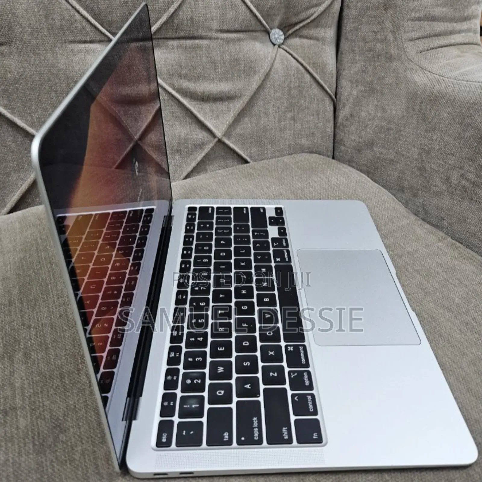 New Laptop Apple MacBook Air 2020 8GB Intel Core I5 SSD 512GB