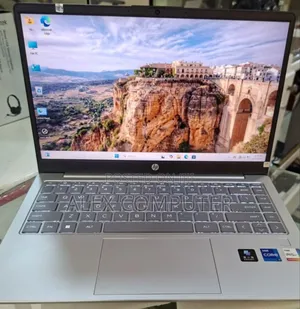 New Laptop HP Stream Notebook 16GB Intel Core i7 SSD 1T