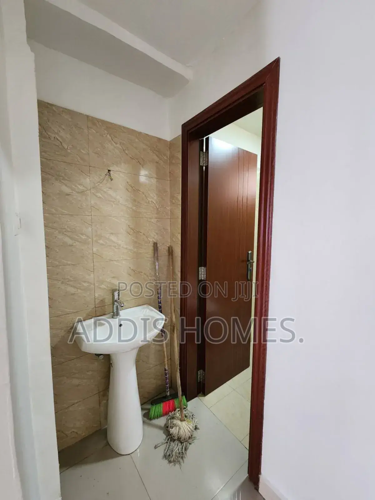 3bdrm Apartment in Bole for sale