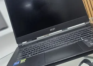 New Laptop MSI Stealth 16 Studio A13VG 16GB Intel Core I5 SSD 1T