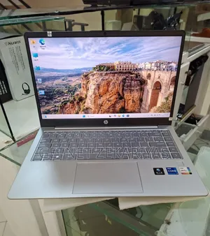 New Laptop HP Stream Notebook 16GB Intel Core I7 SSD 1T
