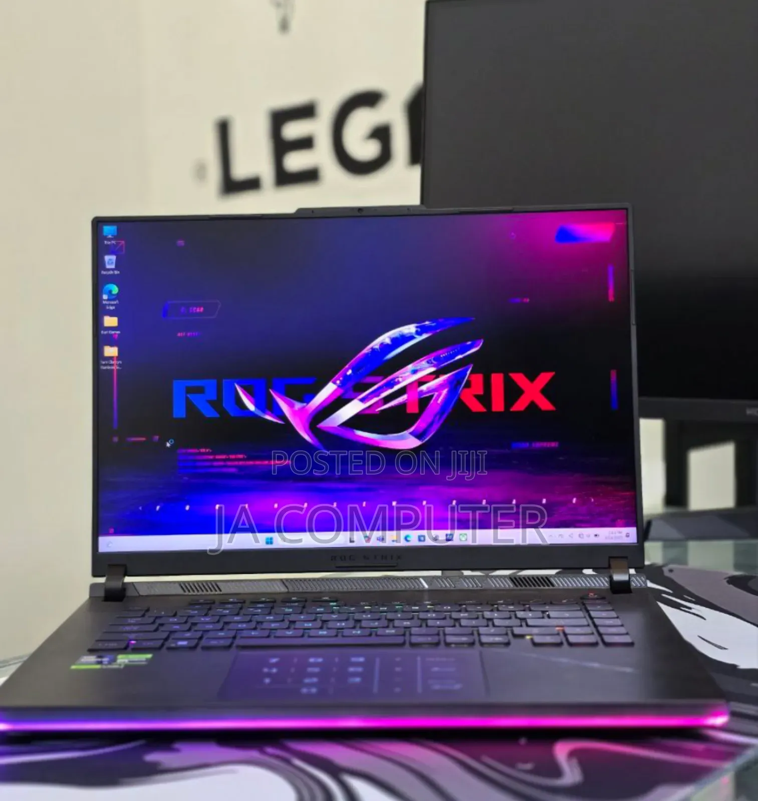 New Laptop Asus ROG Strix SCAR 15 16GB Intel Core I9 SSD 1T