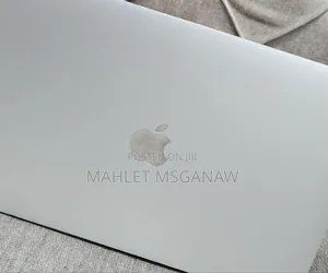 New Laptop Apple MacBook Air 2020 M1 8GB Intel Core i5 SSD 512GB