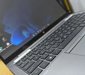 New Laptop HP ZBook Firefly 14 G7 16GB Intel Core I7 SSD 512GB